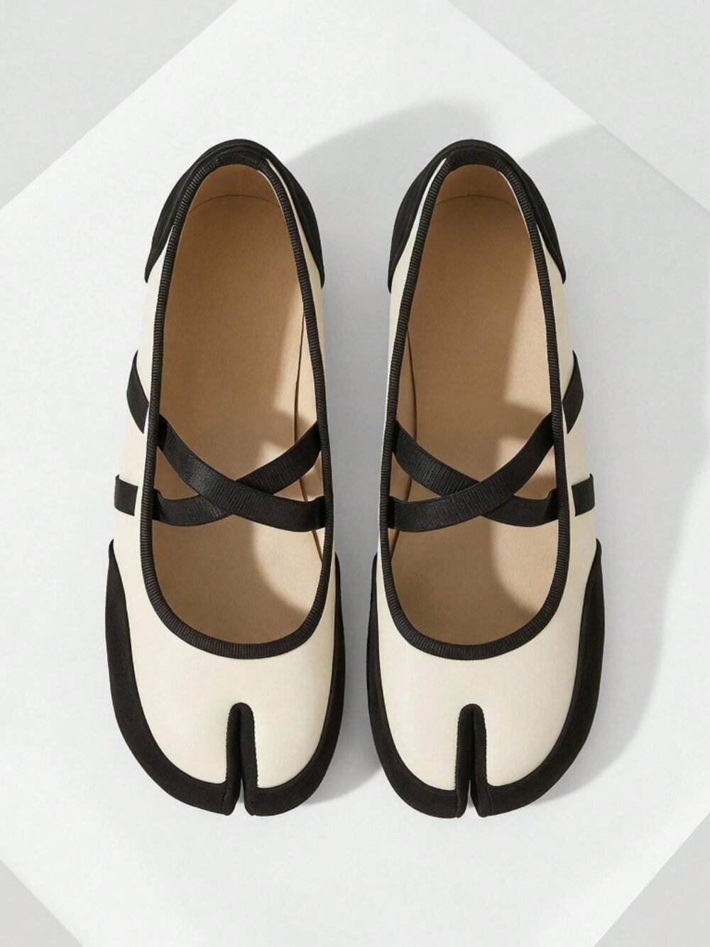 Black And White Preppy Women's Colorblock Flats
